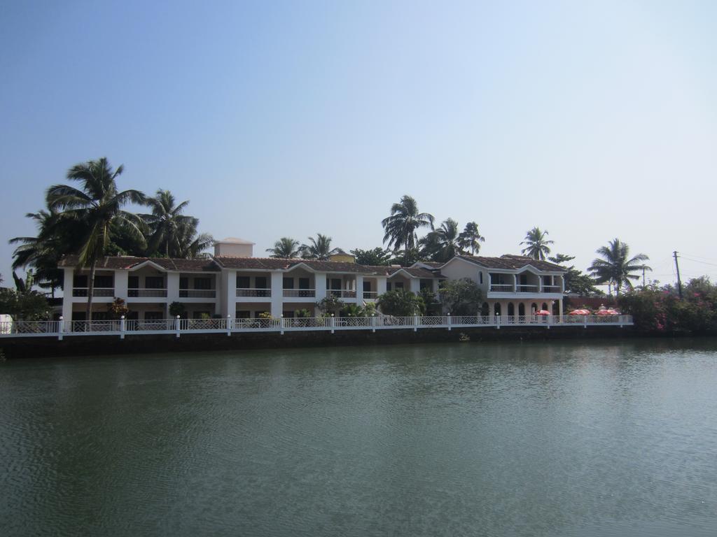 Hotel Riverside Baga Kültér fotó