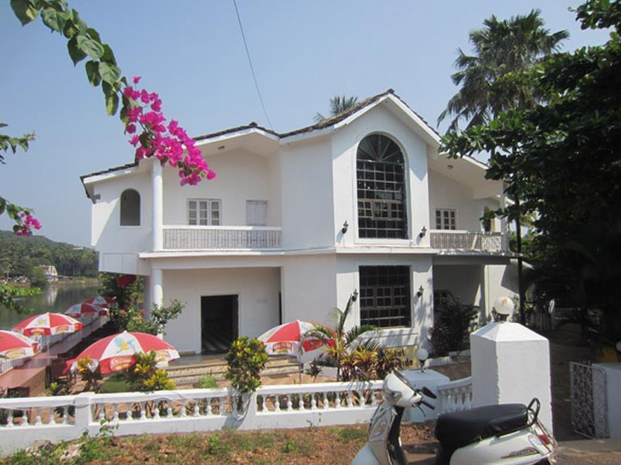 Hotel Riverside Baga Kültér fotó