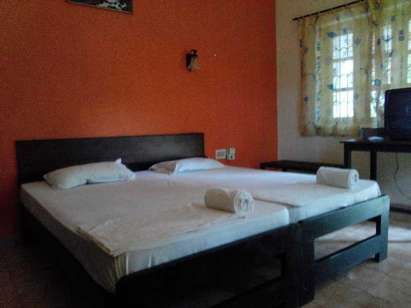 Hotel Riverside Baga Kültér fotó
